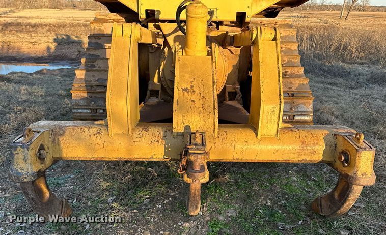 image for item DW5000 Caterpillar D6H  dozer