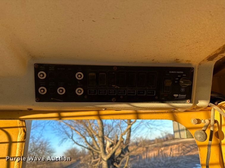 image for item DW5000 Caterpillar D6H  dozer