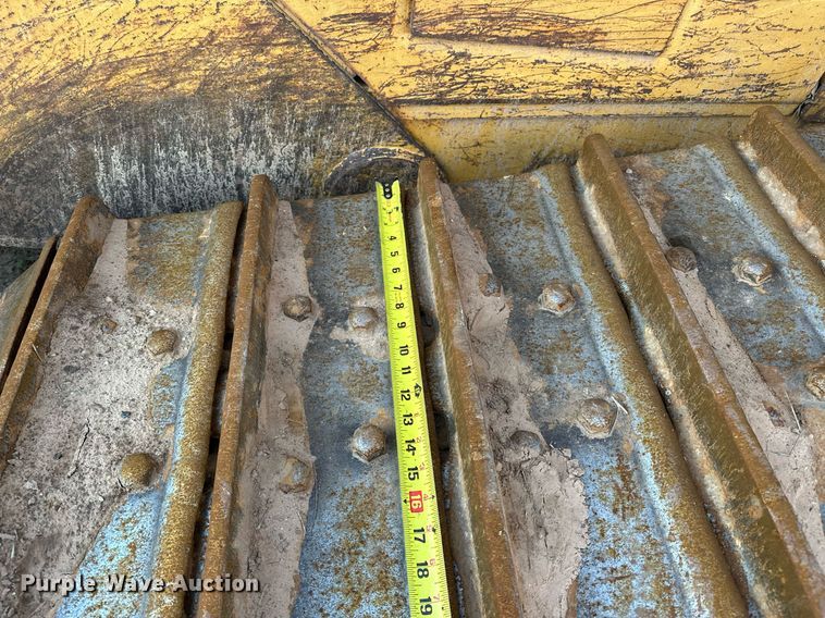 image for item DW5000 Caterpillar D6H  dozer