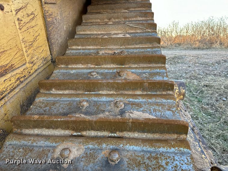 image for item DW5000 Caterpillar D6H  dozer