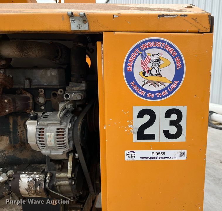 image for item EI0555 Bandit 990  wood chipper