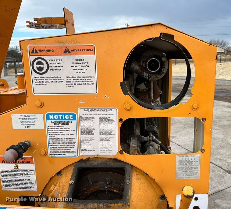 image for item EI0555 Bandit 990  wood chipper