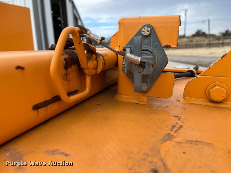 image for item EI0555 Bandit 990  wood chipper