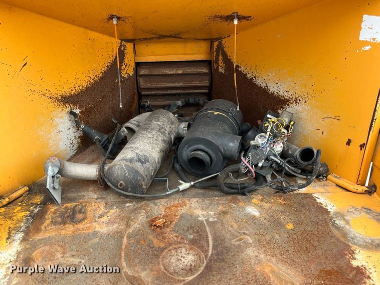 image for item EI0555 Bandit 990  wood chipper