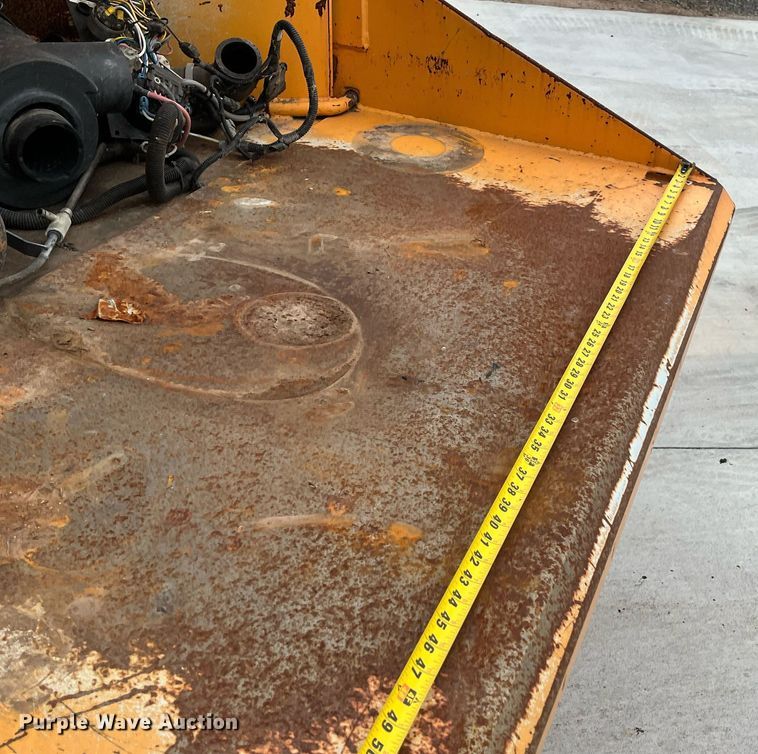 image for item EI0555 Bandit 990  wood chipper