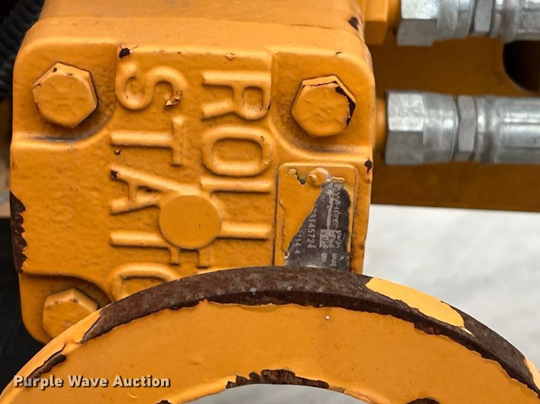 image for item EI0555 Bandit 990  wood chipper