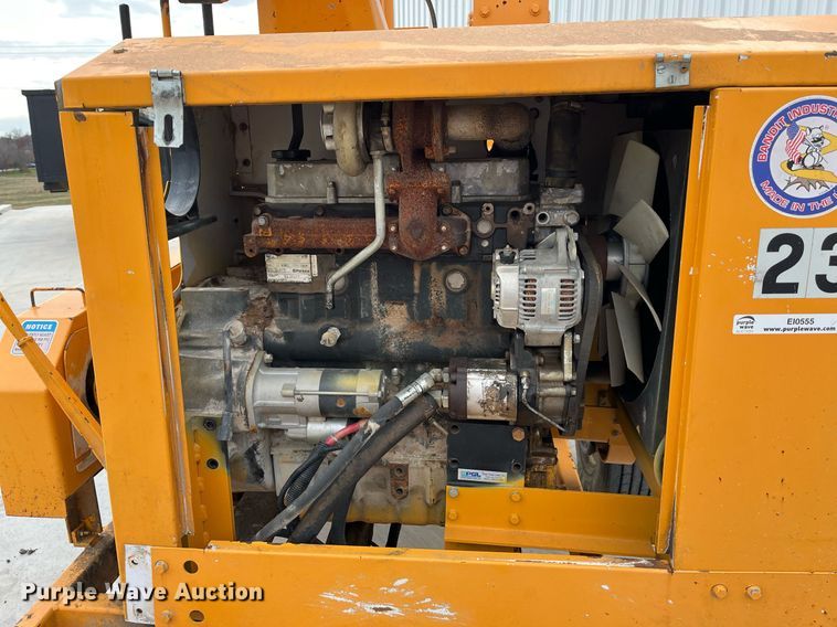 image for item EI0555 Bandit 990  wood chipper