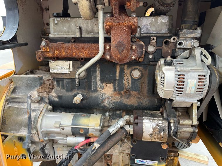 image for item EI0555 Bandit 990  wood chipper