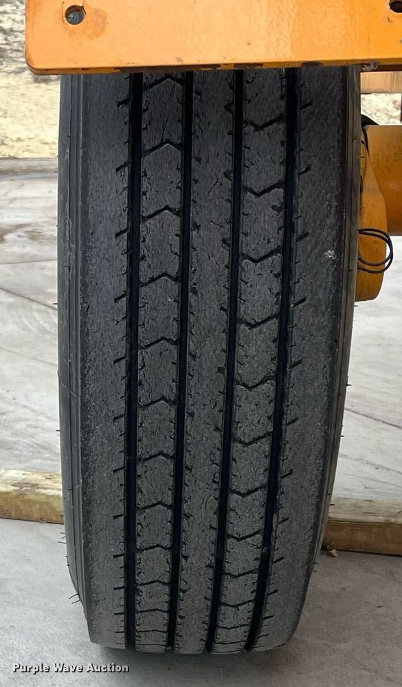 image for item EI0555 Bandit 990  wood chipper