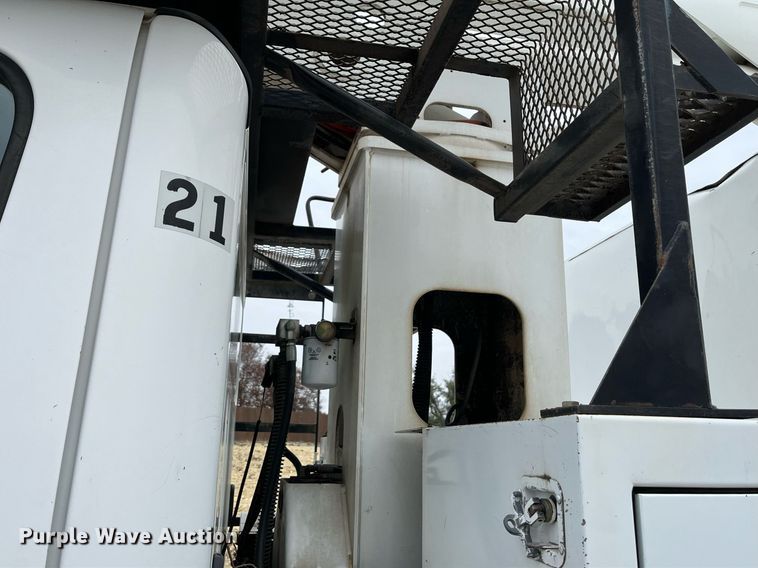 image for item EI0556 2011 Freightliner Business Class M2  forestry bucket truck