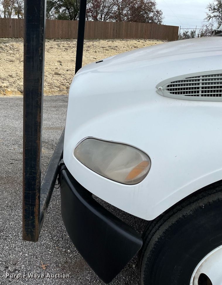 image for item EI0556 2011 Freightliner Business Class M2  forestry bucket truck