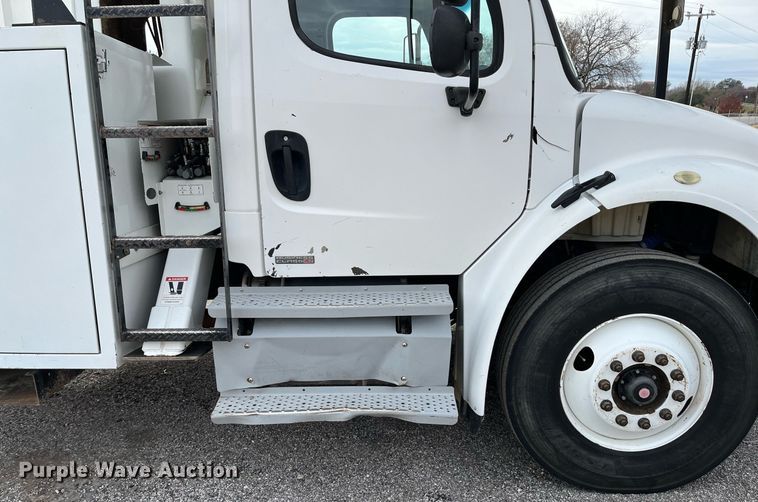 image for item EI0556 2011 Freightliner Business Class M2  forestry bucket truck