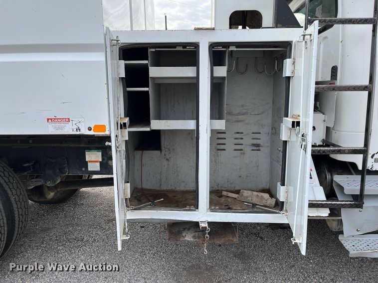 image for item EI0556 2011 Freightliner Business Class M2  forestry bucket truck