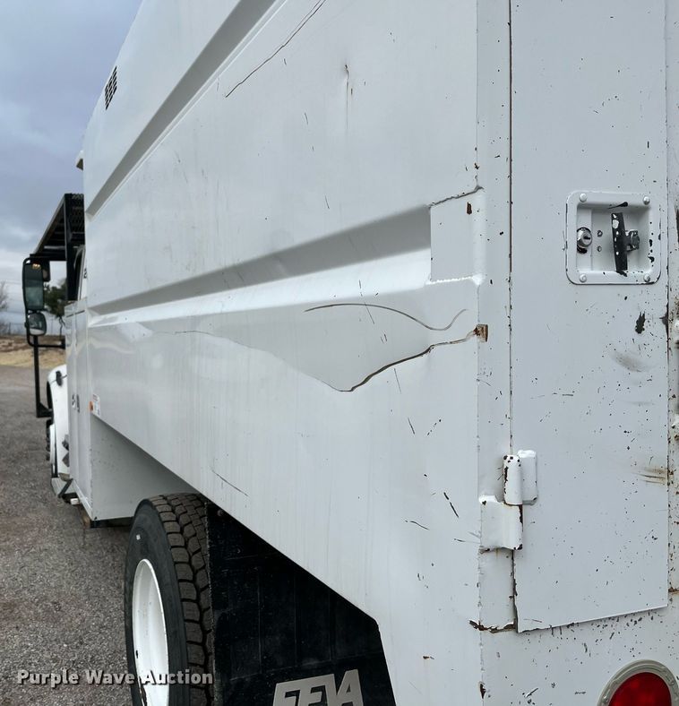 image for item EI0556 2011 Freightliner Business Class M2  forestry bucket truck