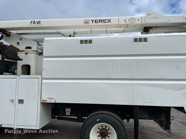 image for item EI0556 2011 Freightliner Business Class M2  forestry bucket truck