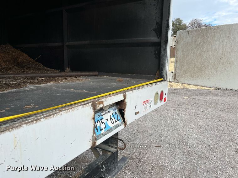 image for item EI0556 2011 Freightliner Business Class M2  forestry bucket truck