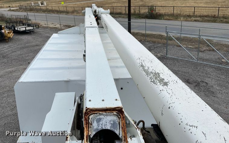 image for item EI0556 2011 Freightliner Business Class M2  forestry bucket truck