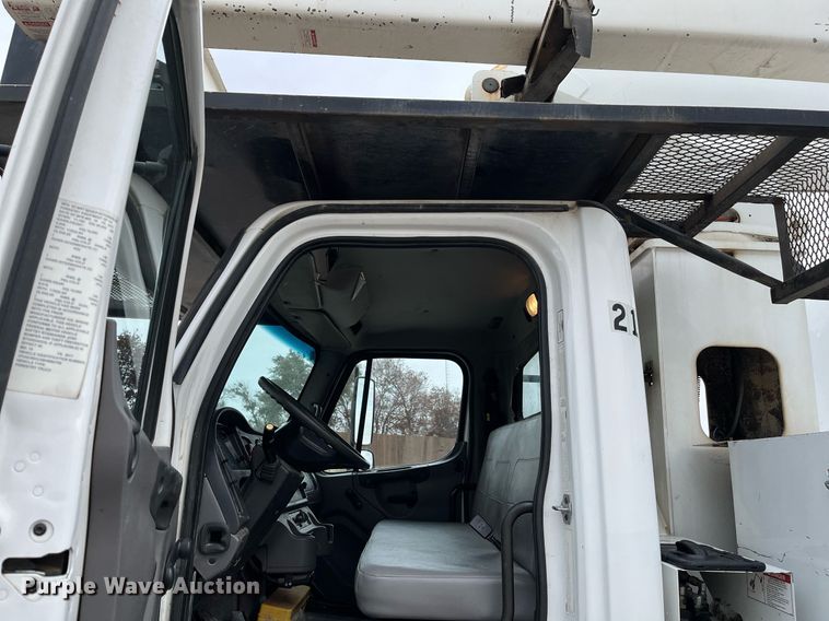 image for item EI0556 2011 Freightliner Business Class M2  forestry bucket truck