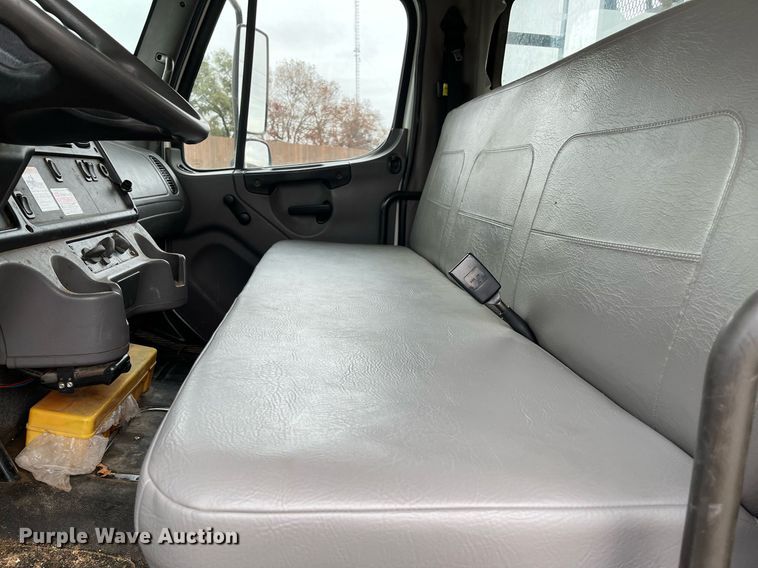 image for item EI0556 2011 Freightliner Business Class M2  forestry bucket truck