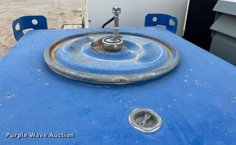 image for item EI0572 Broadcrown  generator