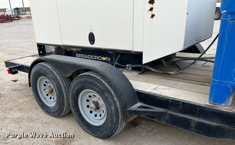 image for item EI0572 Broadcrown  generator