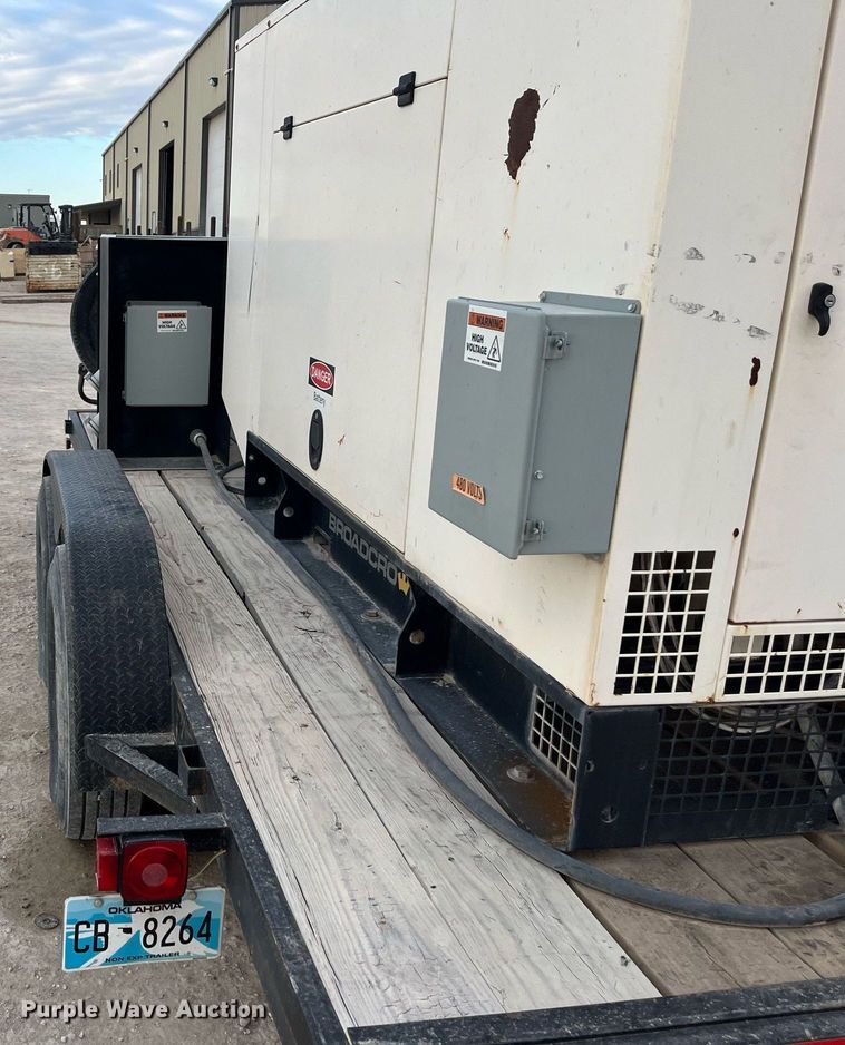 image for item EI0572 Broadcrown  generator