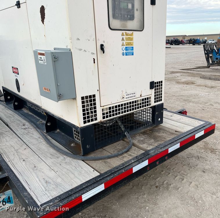 image for item EI0572 Broadcrown  generator