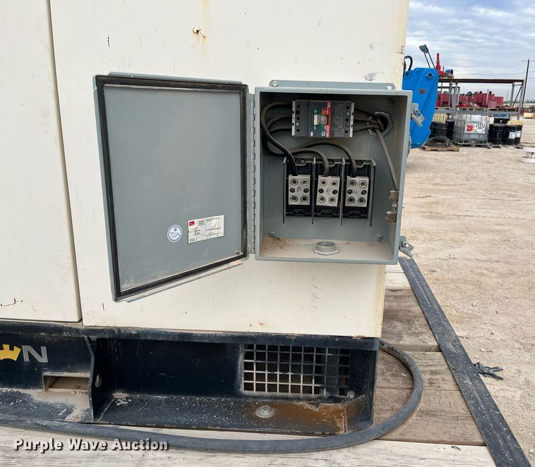 image for item EI0572 Broadcrown  generator