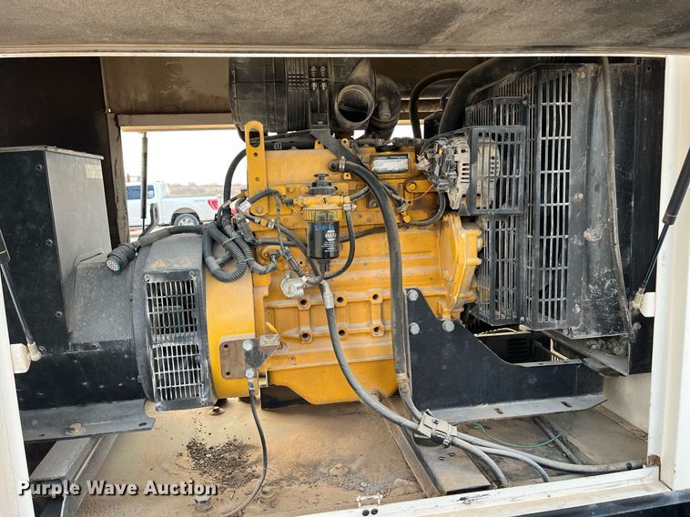 image for item EI0572 Broadcrown  generator