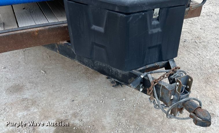 image for item EI0572 Broadcrown  generator