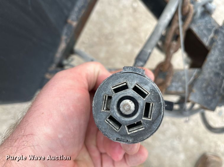 image for item EI0572 Broadcrown  generator