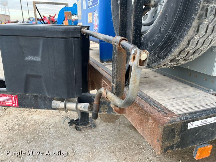 image for item EI0572 Broadcrown  generator