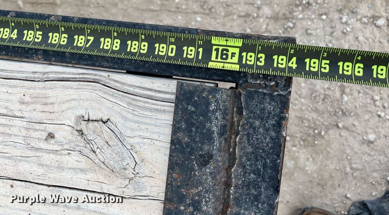 image for item EI0572 Broadcrown  generator