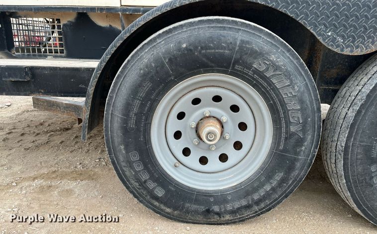 image for item EI0572 Broadcrown  generator