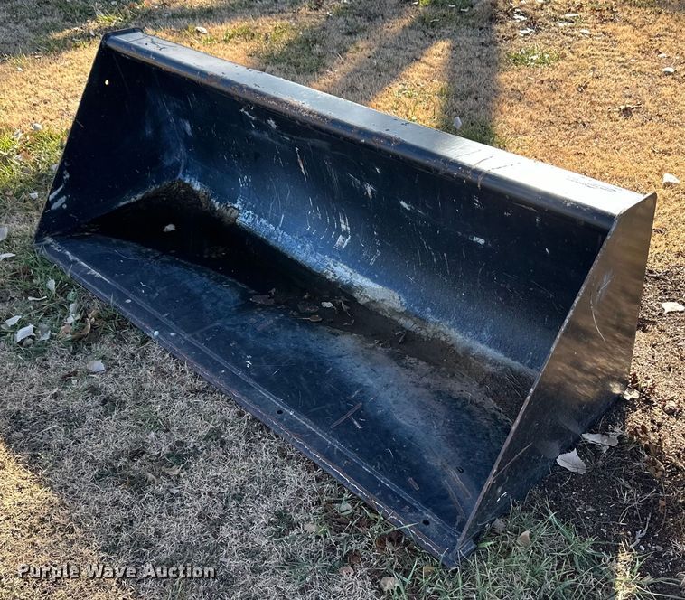 image for item EK9864 72" W skid steer bucket