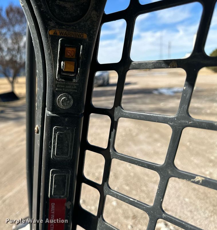 image for item EK9866 2015 Bobcat T870  tracked skid steer loader