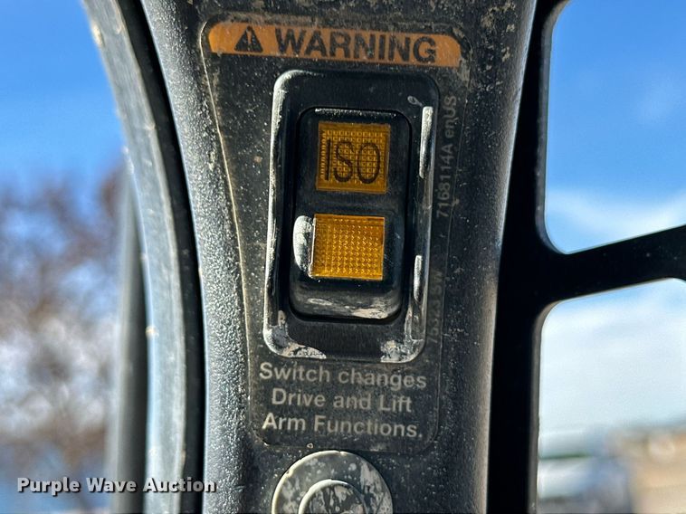 image for item EK9866 2015 Bobcat T870  tracked skid steer loader