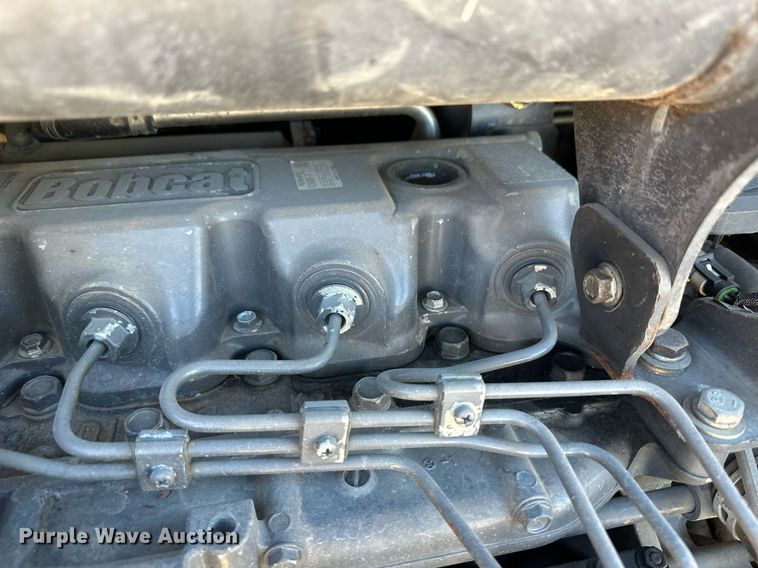 image for item EK9866 2015 Bobcat T870  tracked skid steer loader