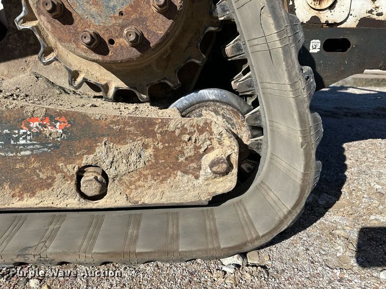 image for item EK9866 2015 Bobcat T870  tracked skid steer loader