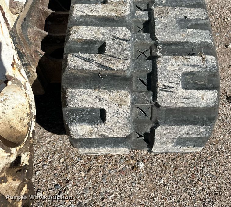 image for item EK9866 2015 Bobcat T870  tracked skid steer loader