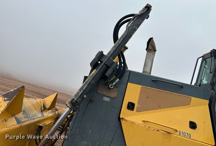 image for item EK9881 2007 John Deere 950J  dozer