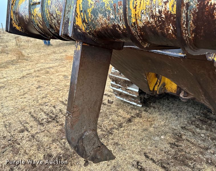 image for item EK9881 2007 John Deere 950J  dozer