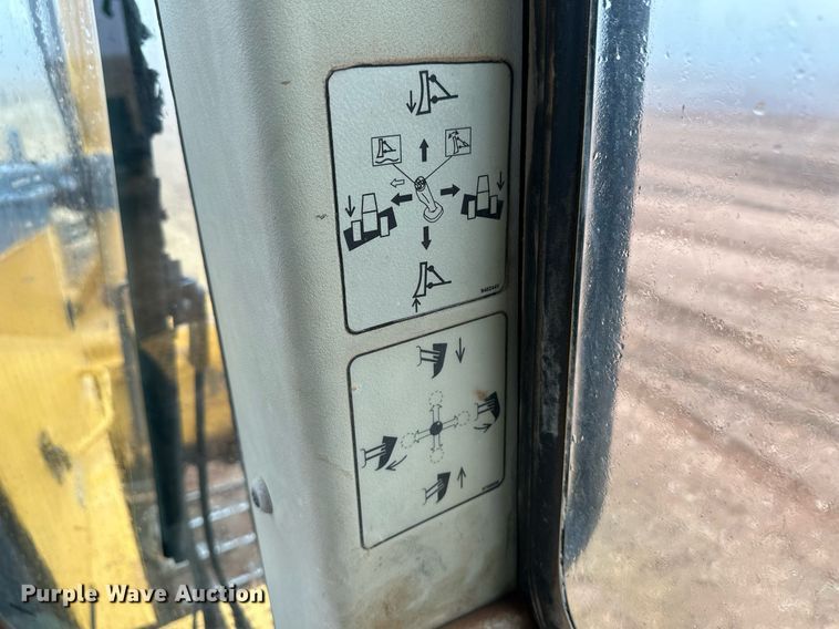 image for item EK9881 2007 John Deere 950J  dozer