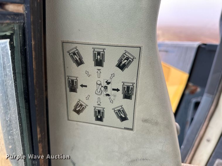 image for item EK9881 2007 John Deere 950J  dozer