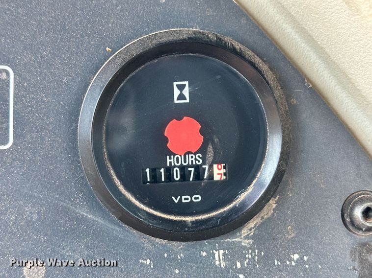 image for item EK9881 2007 John Deere 950J  dozer