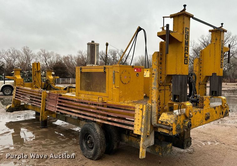 image for item EK9897 Gomaco LS-300 slipform paver