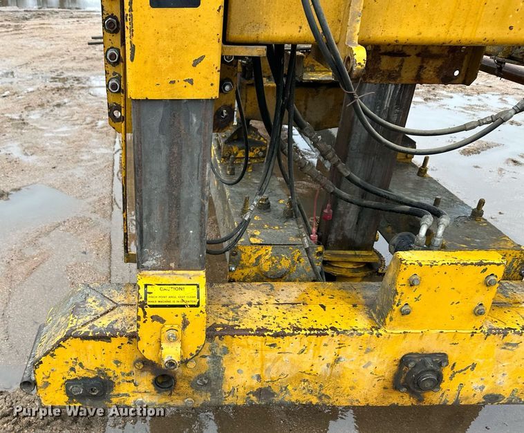 image for item EK9897 Gomaco LS-300 slipform paver