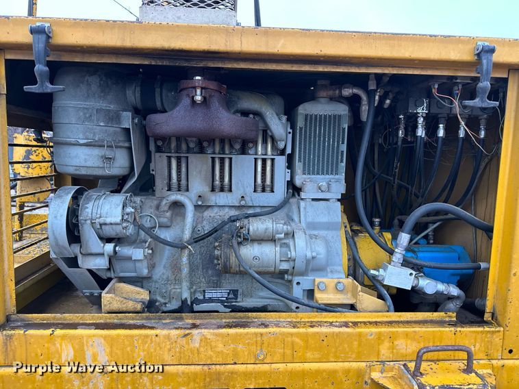 image for item EK9897 Gomaco LS-300 slipform paver