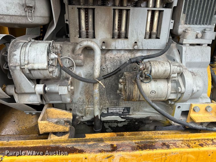 image for item EK9897 Gomaco LS-300 slipform paver