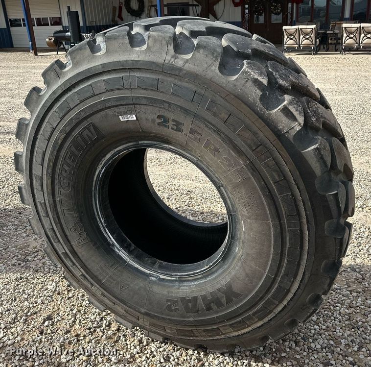image for item IB9280 (4) Michelin XHA2 tires